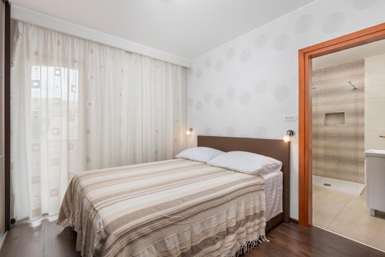 Villa Eda Bogdesic Baska  Bagian luar foto